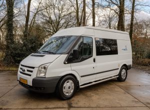 Camper Witte Ford